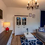 Hostel Hostel&apartments *
