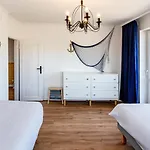 Hostel&apartments