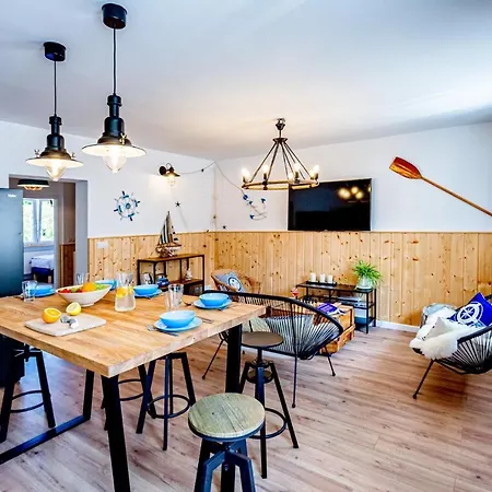 Hostel&apartments