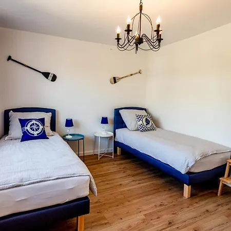 Hostel Premium & Apartments Kolobrzeg Hostel *